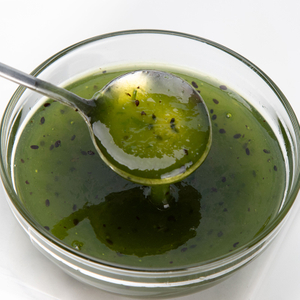 Kiwi fruit juice The freshness of nature, the source of vitality