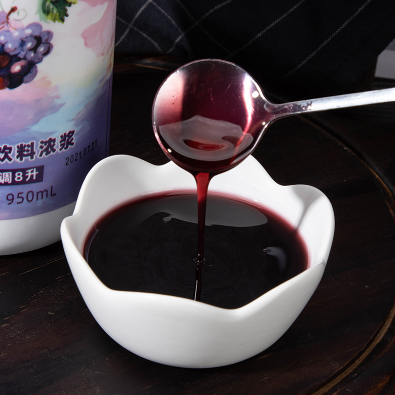 Red Grape Juice - Grade Y - Make a red grape smoothie or milkshake and enjoy a leisurely afternoon.